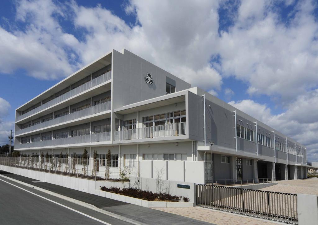 浜松市浜北区 浜名中学校 校舎